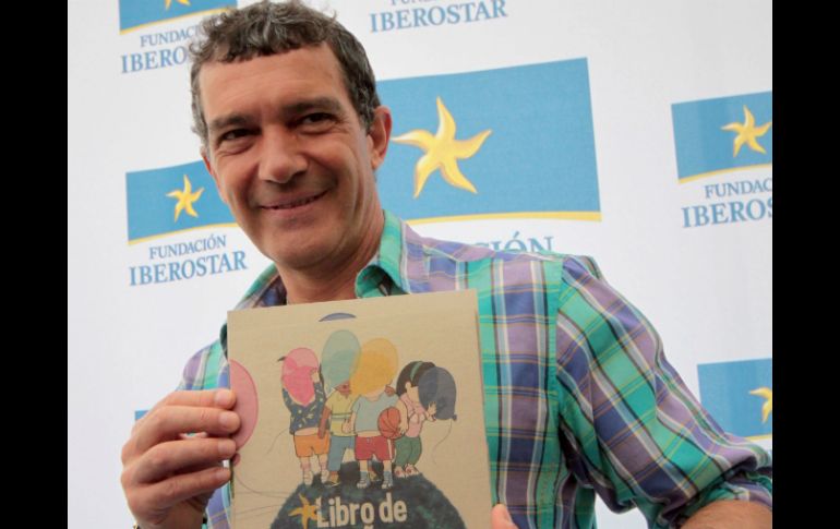 Banderas recordó que tan solo en Tailandia hay 50 mil niñas menores de 15 años que son víctimas de explotación sexual. EFE  /