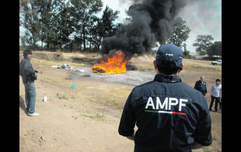 En las instalaciones del Club Cinegético Calzado Canadá fue donde se incineró la droga decomizada.  /