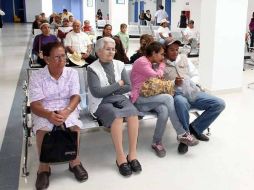 Según en V Informe de Gobierno, en 2011 se alcanzó el objetivo de que los jaliscienses contaran con servicios médicos.  /