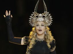Madonna  apareció en el medio tiempo del Super Bowl con una gran producción. AP  /