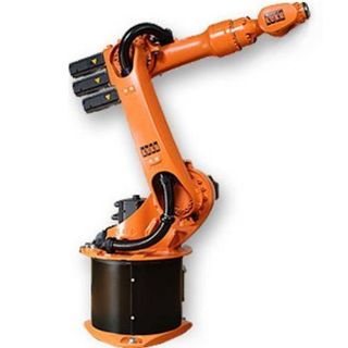 El robot alemán KR16 ha transcrito la Biblia a pluma en nueve meses