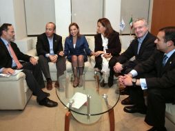 El Mandatario federal y su esposa, Margarita Zavala, acudieron a la sede del partido ayer, tras el proceso interno. EL UNIVERSAL  /