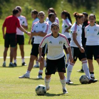 Buscan mejorar proceso formativo en futbol femenil