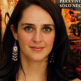 Engalana Irán Castillo portada de revista para caballeros