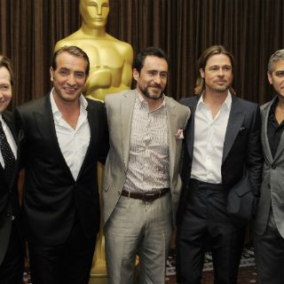 Clooney y Pitt elogian trabajo de Demián Bichir