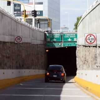 Piden colocar cámaras de vigilancia en pasos a desnivel