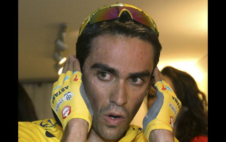 Alberto Contador se perderá del Tour de Francia y de los Juegos Olímpicos de Londres. AP  /