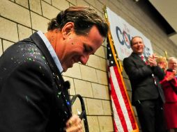 Con el 54% de los votos, la victoria del ex senador Rick Santorum se ha proyectado en las cadenas de televisión. AFP  /