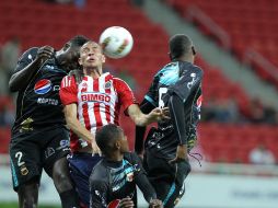 Chivas tuvo un partido muy complicado en su debut de la Copa Libertadores.  /