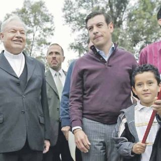 Juan Sandoval encabeza arranque de obras de acceso al Santuario