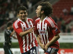 Omar Arellano (d) anotó el gol del empate para los rojiblancos al minuto 92. REUTERS  /
