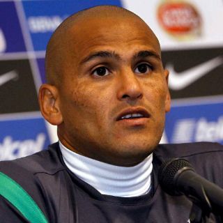 Suazo recibe masiva muestra de cariño