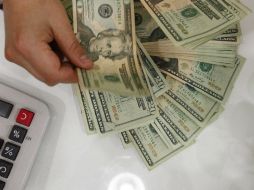 El precio más elevado a la venta del dólar libre fue en Monterrey. ARCHIVO  /