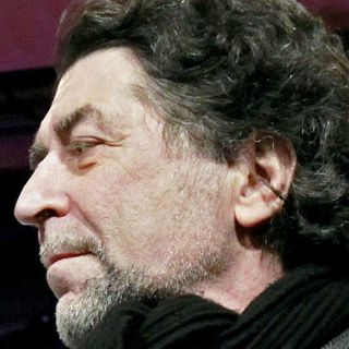 Sabina canta en catalán; espera saldar su deuda