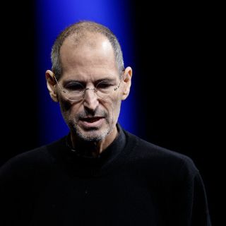 El FBI divulga archivos de Steve Jobs; mencionan drogas y amenaza de bomba
