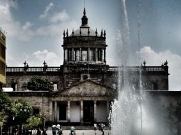 La exposición lleva por nombre Guadalajara 470. En la imagen de Alvaro García, el Instituto Cultural Cabañas. ESPECIAL  /