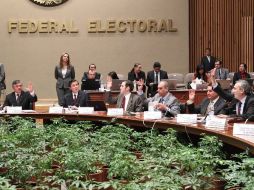 El Consejo General del IFE aprobó ayer el acuerdo para blindar las elecciones frente al crimen organizado. ARCHIVO  /
