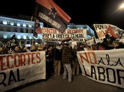 La reforma laboral aprobada ayer por el Gobierno que abarató y facilitó los despidos. NOTIMEX  /
