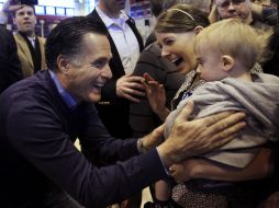 El republicano Mitt Romney  dejó en segundo lugar al Legislador de Texas Ron Paul. REUTERS  /