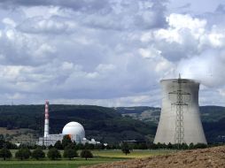 Ante la subida, los operarios han incrementado el volumen de agua que inyectan al reactor desde 13.6 a 14.6 toneladas por hora.  /