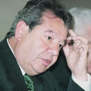 Hospitalizan a Muñoz Ledo; lo reportan estable