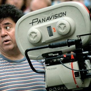 Almodóvar gana tercer Bafta a mejor filme extranjero