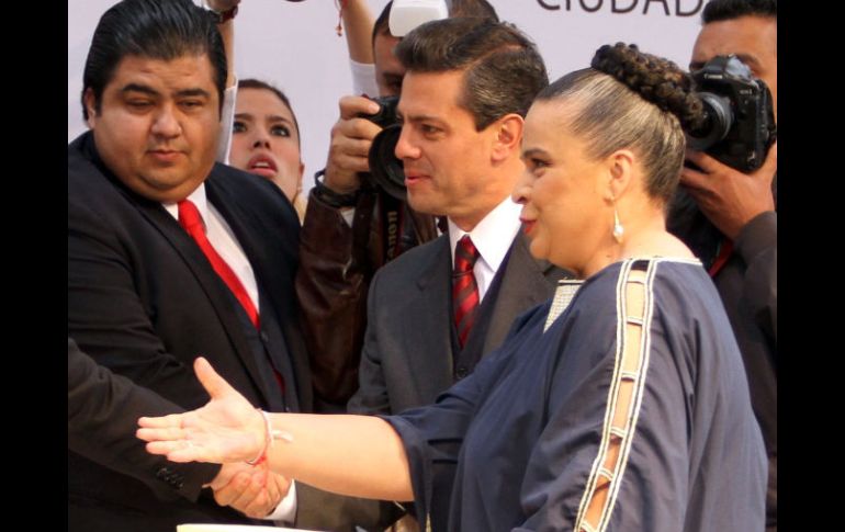 Juan Dueñas asegura que solo basta 'con echarle un ojo a la entidad' que gobernó y 'verificar cómo lo hizo'. NOTIMEX  /