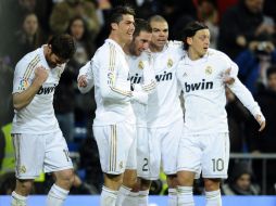 Alonso manifestó que el equipo blanco tiene como responsabilidad vencer en todos los partidos que jueguen. AFP  /