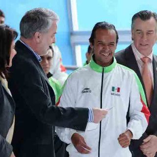 Entregan apoyos a deportistas jaliscienses