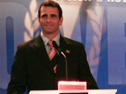 Capriles, se convirtió en blanco de ataques políticos y personales lanzados por aliados del Gobierno. ARCHIVO  /