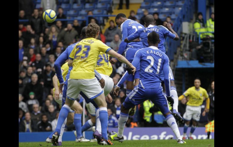 Un duelo disputado protagonizaron ambas escuadras en busca del triunfo. AP  /