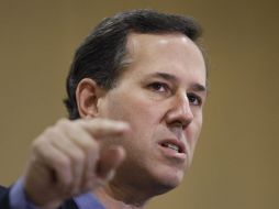 Santorum se vio obligado a disculparse por invitar a las mujeres a usar la aspirina para evitar el embarazo.AP  /