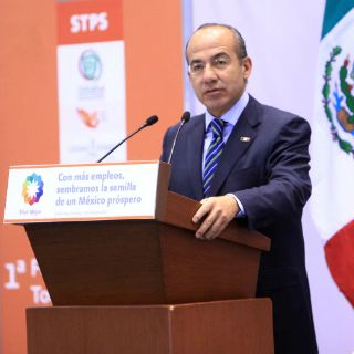 Calderón evocará Día del Ejército y la Fuerza Aérea