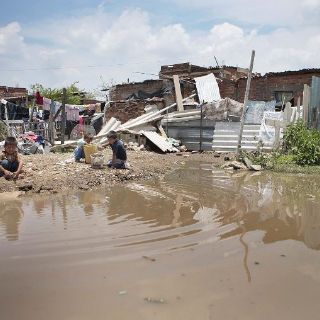 Hacen labores de monitoreo en canales y arroyos de Tlaquepaque