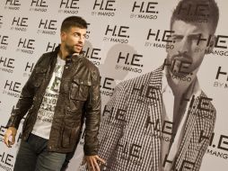 Piqué presentó la imagen de la campaña de primavera-verano de la marca de moda Mango. EFE  /