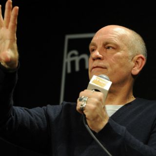 Malkovich considera al chileno Ruiz el pensador más independiente que conoció