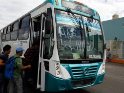 En las rutas 380, 128, 368, 176, 30, 30 A y 27, han renunciado 50 operadores.  /