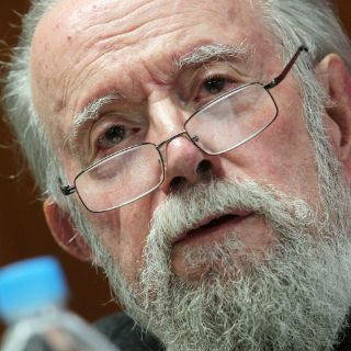 Comparte Hugo Gutiérrez Vega su pasión por la lectura