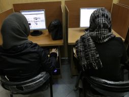 Hay numerosas páginas bloqueadas al considerar las autoridades de Teherán que atacan a las estricta moral de la república. ARCHIVO  /