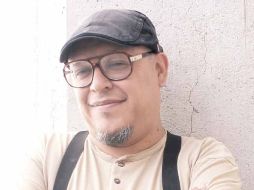 ''El mosco'' fue director escénico y director escenográfico de ''La ópera de los tres centavos'', montada semana pasada.  /