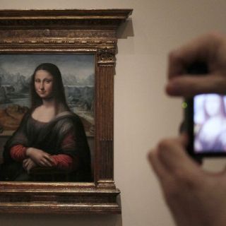Presenta Museo del Prado proceso de restauración de copia de Gioconda
