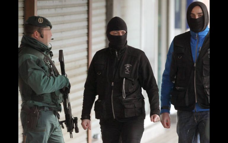 PP, PSOE, CiU y PNV solicitan que en lugar de la ilegalización de Bildu y Amaiur se busque la disolución de ETA. EFE  /