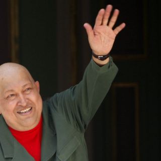 Pronta recuperación y larga vida: Candidato opositor de Chávez