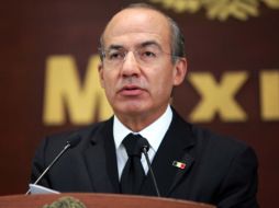 'Los gobiernos democráticos ofrecen soluciones duraderas a problemas añejos en México', exaltó Calderón. NOTIMEX  /