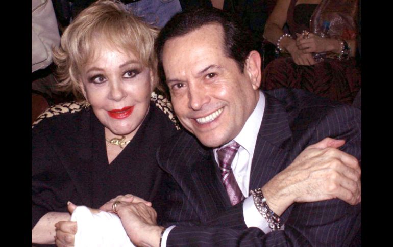 Será a las 18:00 horas cuando inicie la alfombra roja. Juan José es el director de la revista. ARCHIVO  /