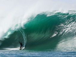 Es una zona que se caracteriza por sus playas de oleaje fuerte, ideal para practicantes del surf. CUYUTLANCOLIMA.INFO  /