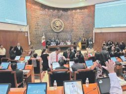 El lunes pasado, 10 legisladores estuvieron ausentes en la sesión del pleno.  /