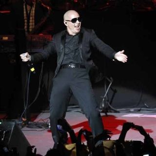 Pitbull arma gran fiesta en el Auditorio Telmex