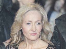 La narradora publicará primero en países de habla inglesa su nueva obra dirigida a un público de mayor edad. ESPECIAL  /