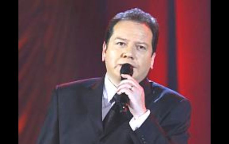 Coque Muñiz salió a escena a mostrar un poquito de sus 'Toc Toc', con el fin de darle más sabor a la develación. EL UNIVERSAL  /